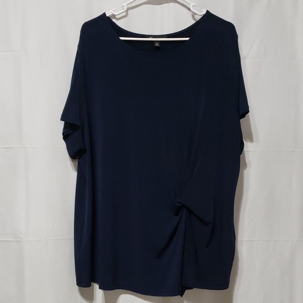 I.N.C. International Concepts Women's Short Sleeve Twist-Front Top. Size: 3X